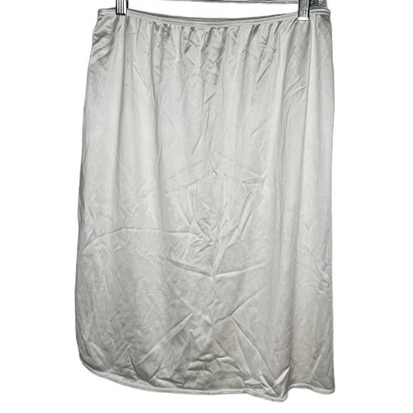 Vintage Vassarette Nylon Slip‎ - Picture 1 of 7